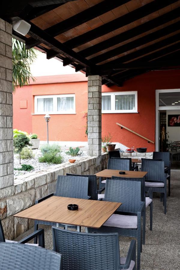 Hostel Soline Portorož Exterior foto